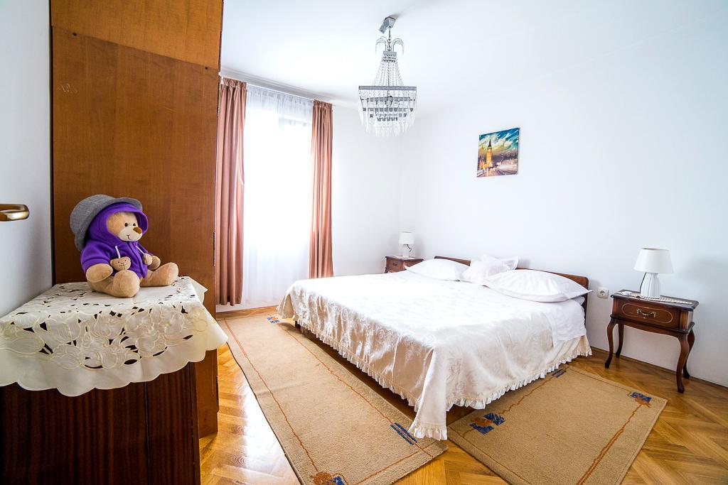 Split Apartments Shell Bagian luar foto
