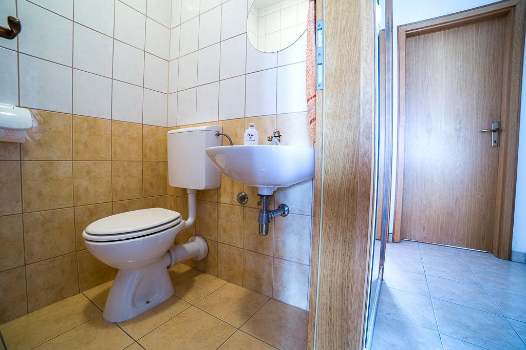 Split Apartments Shell Bagian luar foto