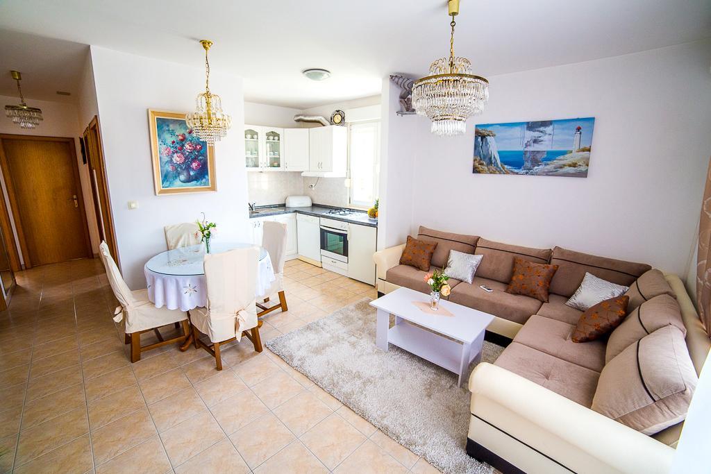 Split Apartments Shell Bagian luar foto