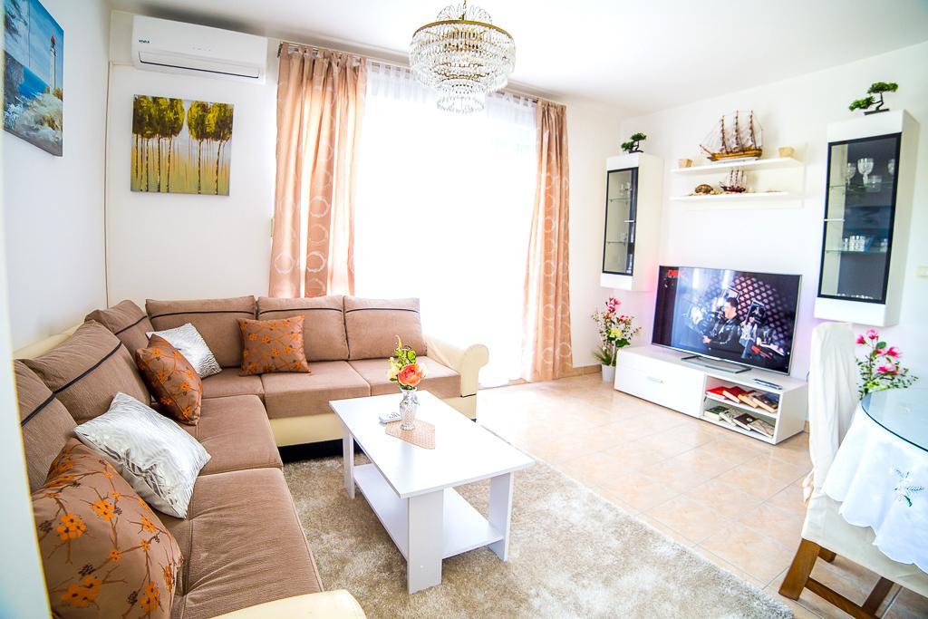 Split Apartments Shell Bagian luar foto